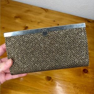 Bebe Clutch Purse Gold Metallic Mesh Metropolitan Silver Metal Clasp Formal Glam